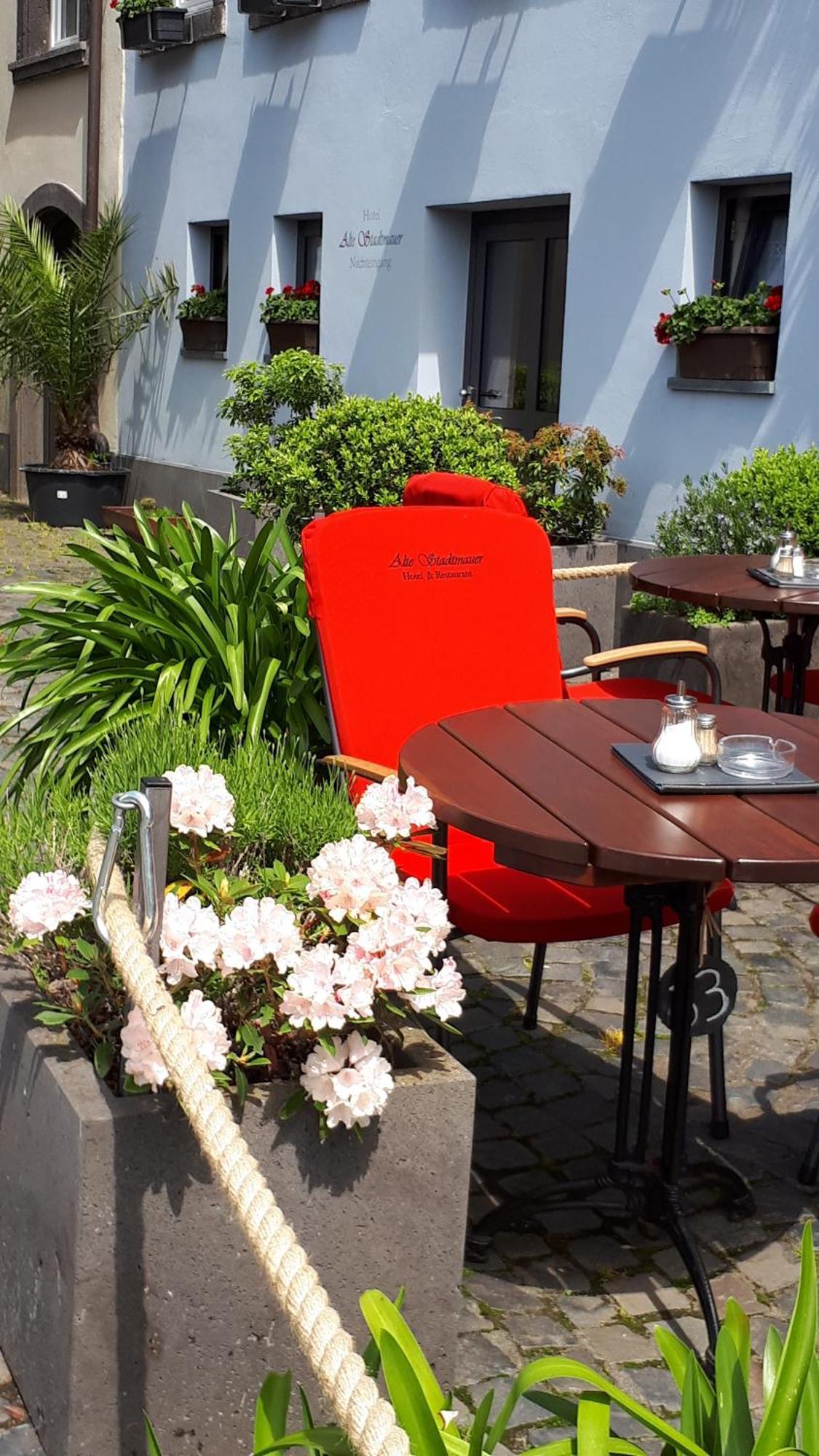 Hotel Restaurant Alte Stadtmauer Beilstein  Bagian luar foto