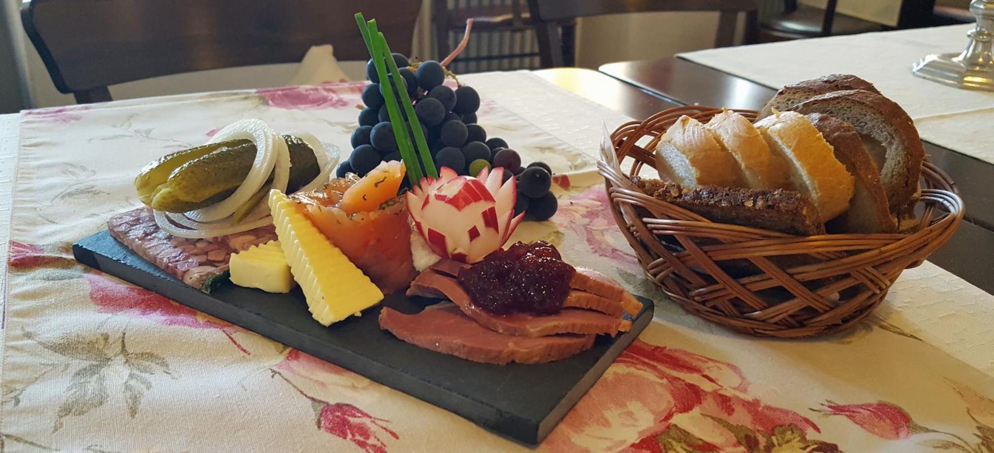 Hotel Restaurant Alte Stadtmauer Beilstein  Bagian luar foto